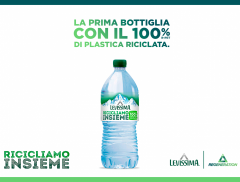 Arriva in Italia la prima bottiglia 100% R-PET grazie a Levissima