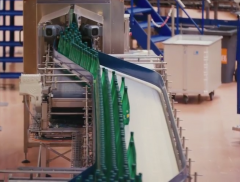 Acqua Perrier con Cap 2020 punta a 2 miliardi di bottiglie