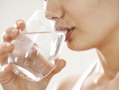 Acqua: l'alleata per la bellezza delle donne 