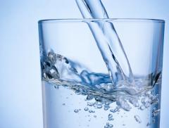 Bere tanta acqua: i suggerimenti dei dietisti australiani