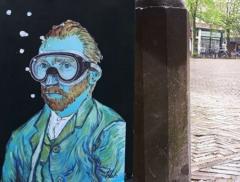 Le opere marine di Blub - In a Bottle 