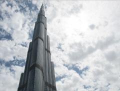 Gli Emirati Arabi investono per “far piovere” le nuvole 