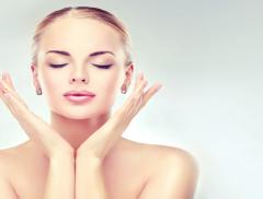  ecco_come_utilizzare_acqua_minerale_nel_beauty_alt_tag