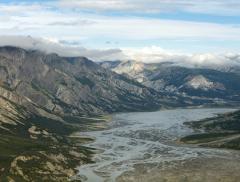 In Canada i cambiamenti climatici prosciugano il fiume Slims  alt_tag