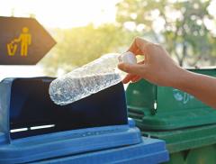 Nel mondo si ricicla solo il 15% della plastica 
