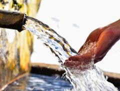 Per l’accesso universale all’acqua servono 14 miliardi di dollari 