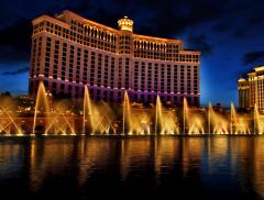 Spettacolo d’acqua a Las Vegas per Il Trono di Spade - In a Bottle