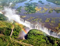 Lo spettacolo dell'acqua: le 10 cascate più belle del mondo alt_tag