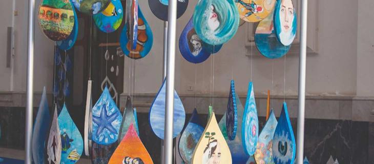 Gocce d'Acqua: l’installazione artistica dedicata all’acqua