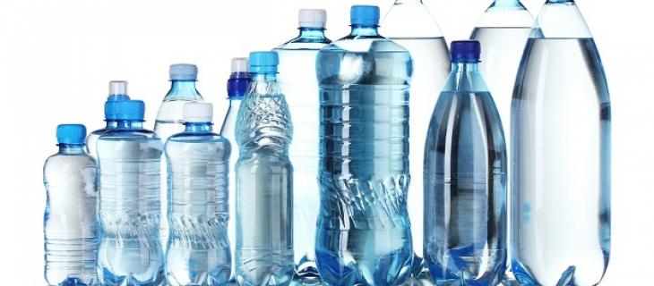 In Cina il mercato dell'acqua in bottiglia non conosce crisi