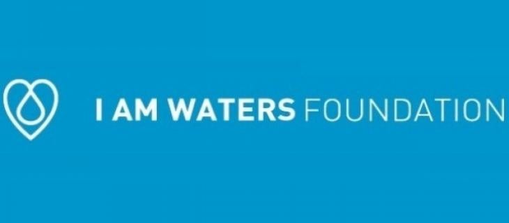 I Am Waters Foundation, acqua e amore per i senzatetto
