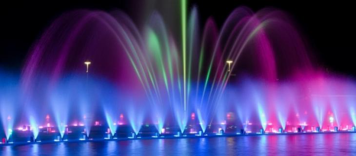 Water Show e fontane danzanti: il grande spettacolo dell'acqua