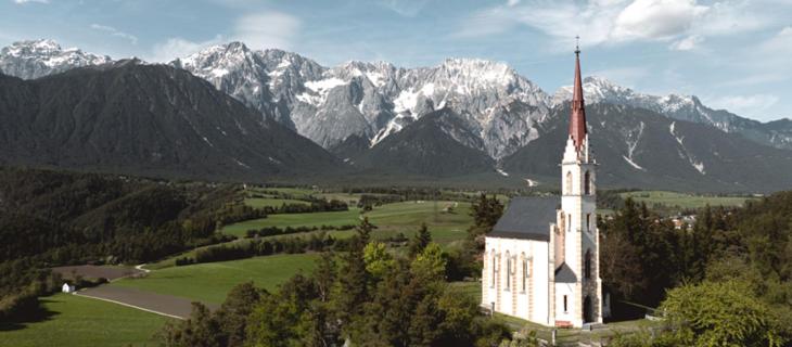 L’oro blu di Innsbruck il viaggio dell’acqua alpina tra sorgenti millenarie e benessere
