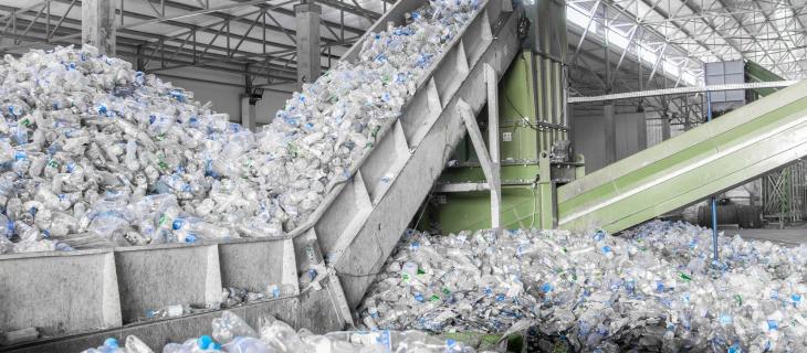 La Direttiva UE 2019/904 per la riduzione dei prodotti monouso in plastica 