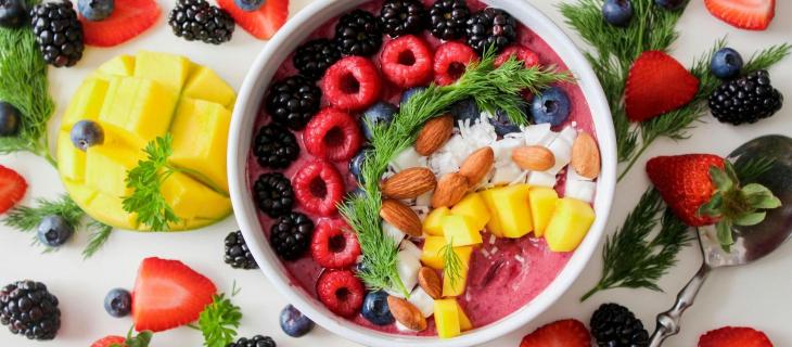 Frutta a colazione per iniziare bene la giornata