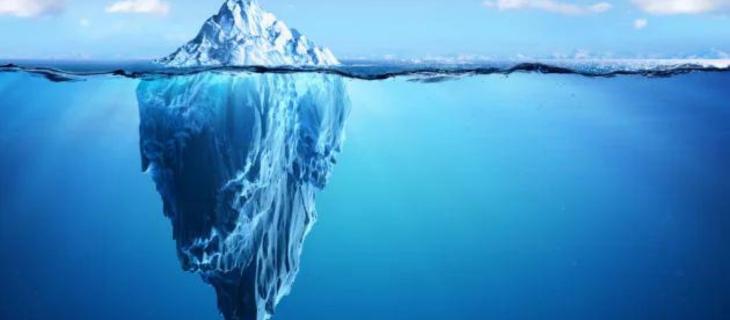 Perché il ghiaccio galleggia sull'acqua