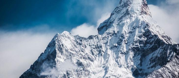 Himalaya: ghiacciai artificiali per salvare l’acqua in alta montagna