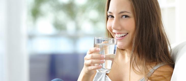 Acqua e felicità: perché bere acqua mette di buonumore – In a Bottle Acqua e felicità: perché bere acqua mette di buonumore – In a Bottle