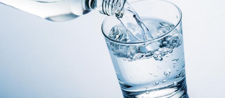 Cosa fa l’acqua in un corpo? Cosa fa l’acqua in un corpo?