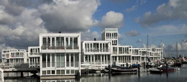 Prototipo di Baca Architects, studio specializzato in alloggi resistenti alle inondazioni, per trovare una soluzione alla crisi degli alloggi di Londra Prototipo di Baca Architects, studio specializzato in alloggi resistenti alle inondazioni, per trovare una soluzione alla crisi degli alloggi di Londra