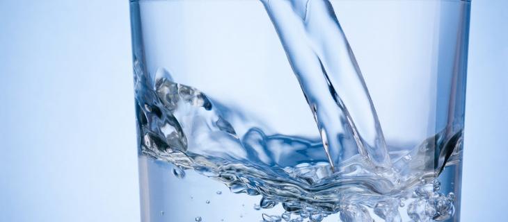 Bere tanta acqua: i suggerimenti dei dietisti australiani