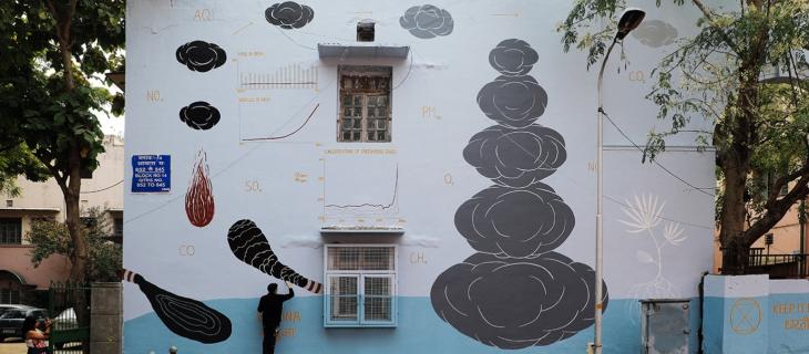 “Climate 05” il murales a New Dehli contro i cambiamenti climatici - In a Bottle “Climate 05” il murales a New Dehli contro i cambiamenti climatici - In a Bottle