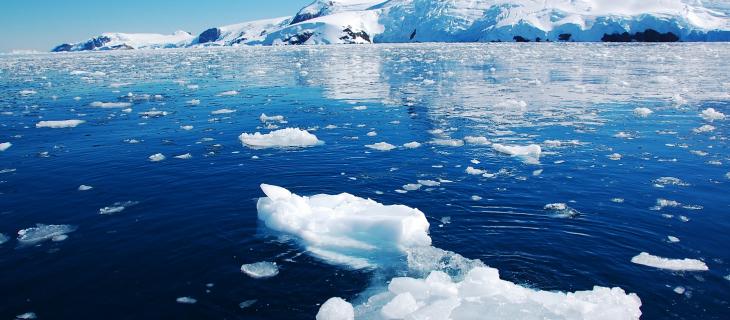 La Groenlandia continua a perdere pezzi di ghiaccio