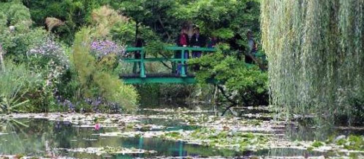 Lo specchio d'acqua ritratto da Monet esiste