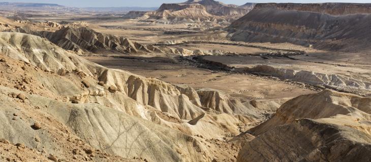 Nel Deserto del Negev in Israele Scoperta Acqua Fossile – In a Bottle