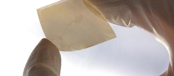 Plastica nei pannelli fotovoltaici per avere più energia Plastica nei pannelli fotovoltaici per avere più energia