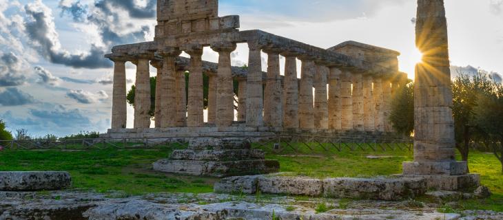 Paestum: Poseidonia in Mostra tra Archeologia e Clima– In a Bottle