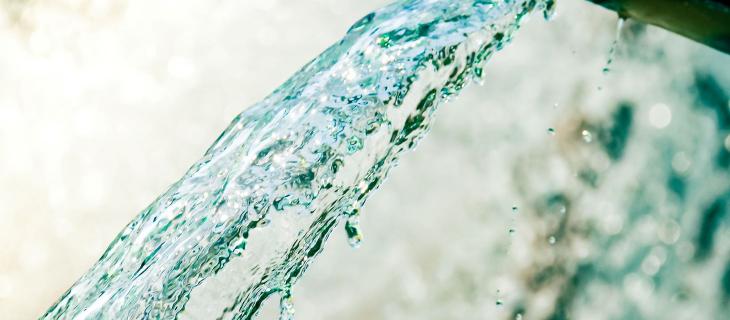 Estrarre Idrogeno dall’Acqua Nuovo Metodo Efficiente – In a Bottle