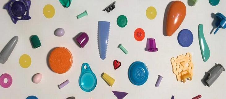 Tabitha Ott: quando la plastica diventa moda Tabitha Ott: quando la plastica diventa moda